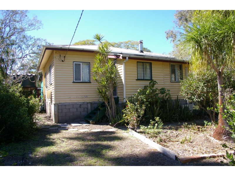 658 Beachmere Road, Beachmere QLD 4510