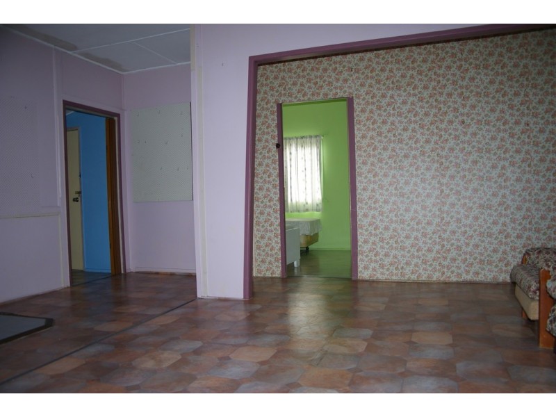 658 Beachmere Road, Beachmere QLD 4510