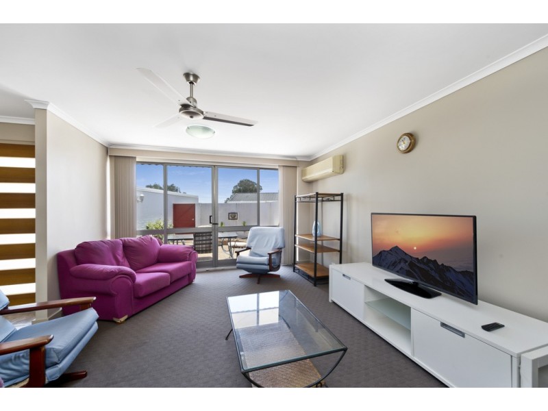 23A/16 Spinnaker Drive, Sandstone Point QLD 4511