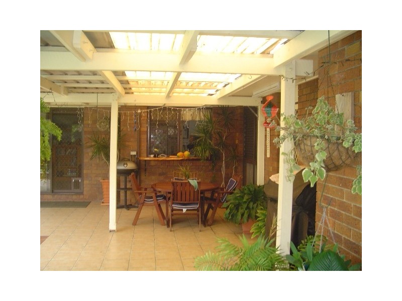 6 Lesley Avenue, Caboolture QLD 4510