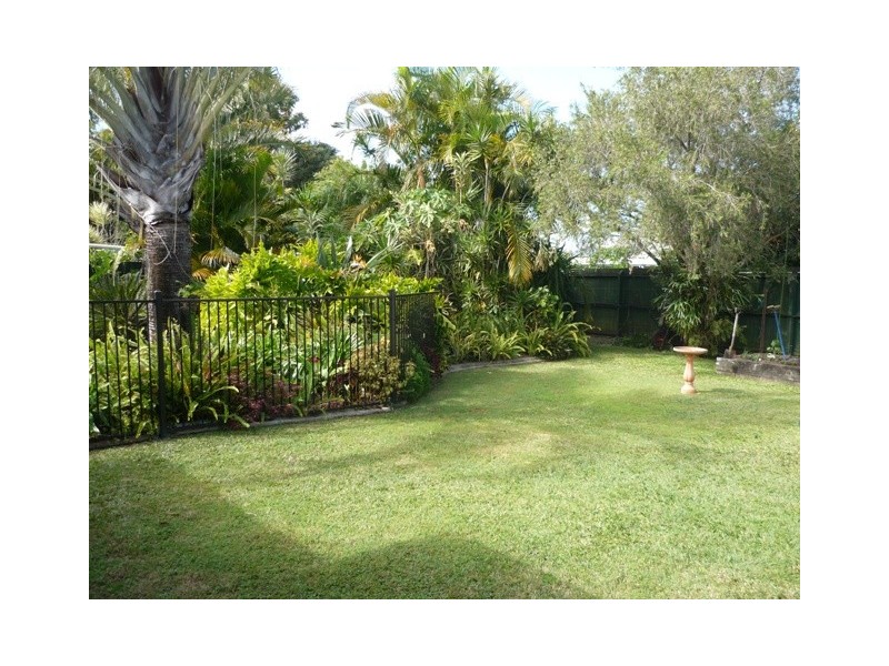 6 Lesley Avenue, Caboolture QLD 4510