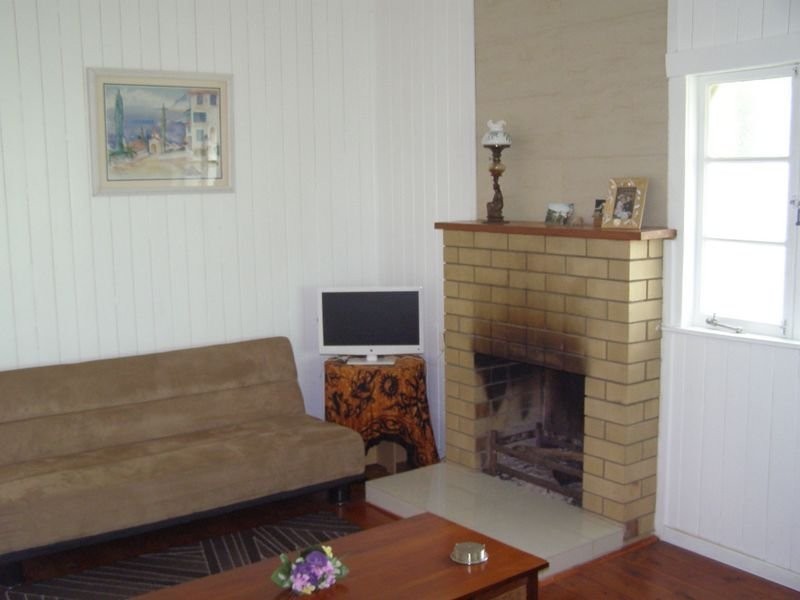 3 Flemming Street, Texas NSW 4385