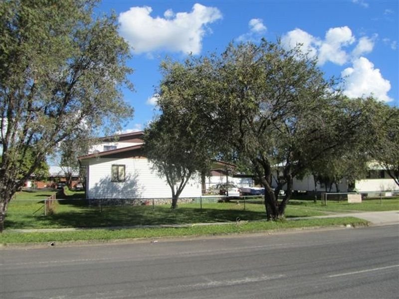 28 Hayes Street, Caboolture QLD 4510