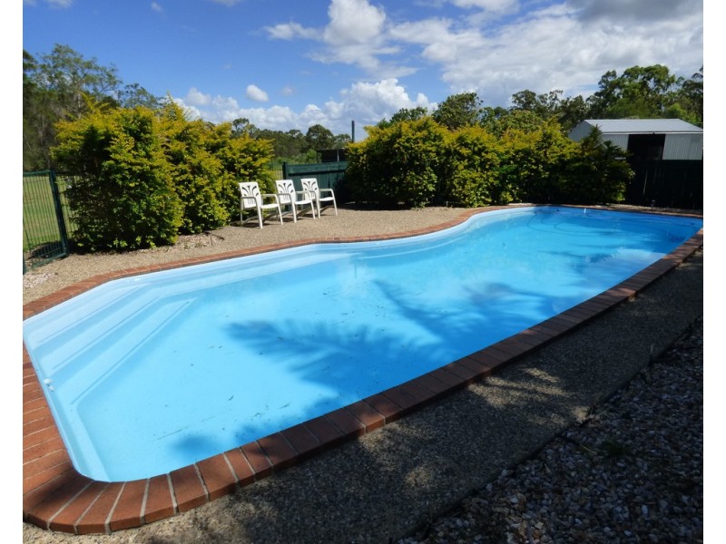 31 Conifer Rd, Morayfield QLD 4506