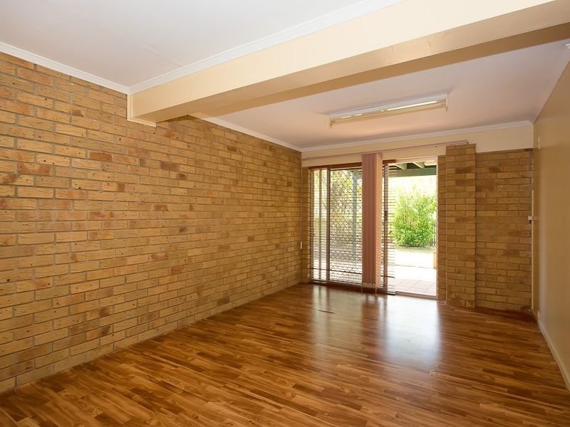 12 Amy St, Morayfield QLD 4506