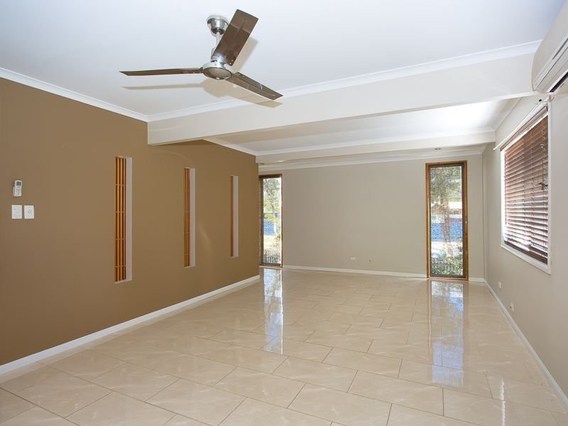 12 Amy St, Morayfield QLD 4506