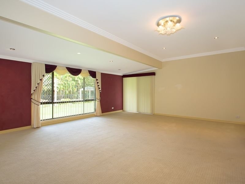 136 Uhlmann Rd, Burpengary QLD 4505