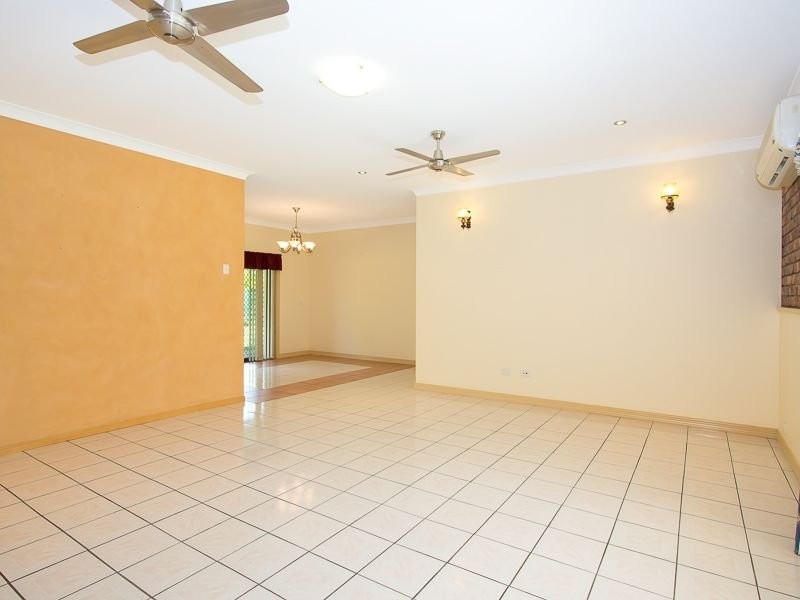 136 Uhlmann Rd, Burpengary QLD 4505