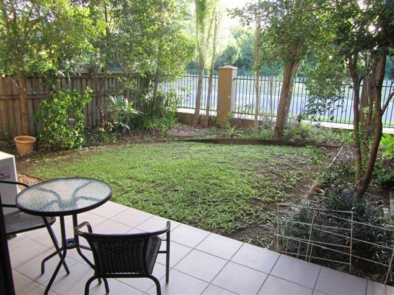Unit 1/3-5 Short St, Caboolture QLD 4510