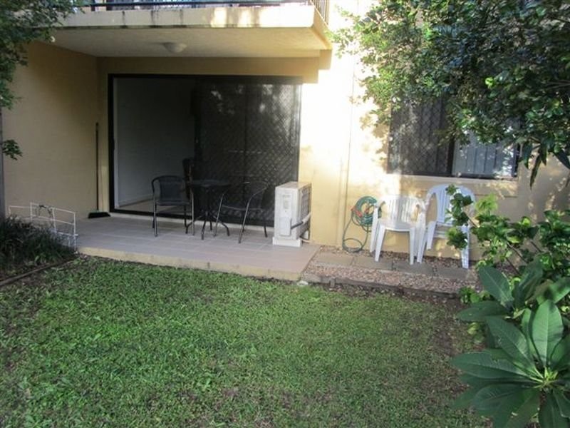 Unit 1/3-5 Short St, Caboolture QLD 4510