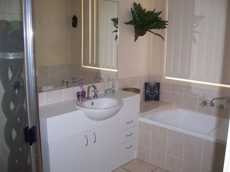 6 Radiata Ct, Morayfield QLD 4506