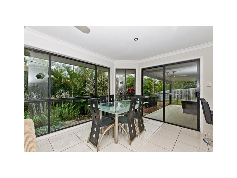 9 Rosa Ct, Narangba QLD 4504