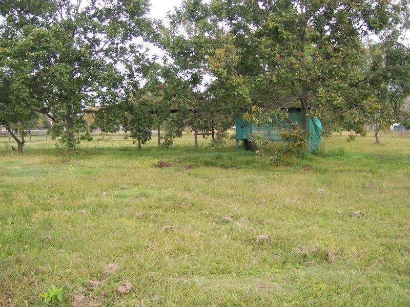 230 Old Toorbul Point Rd, Caboolture QLD 4510