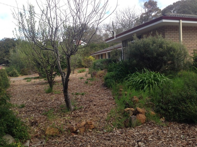 11 Nichol, Mundaring WA 6073
