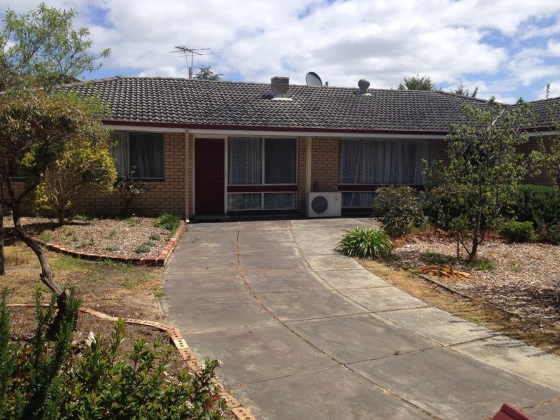 11 Nichol, Mundaring WA 6073