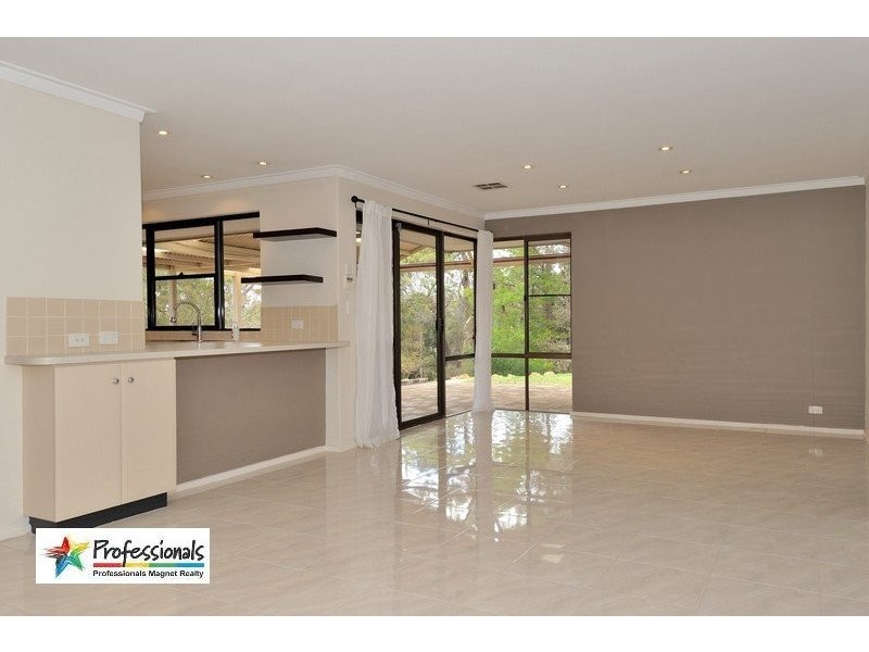 13 Daleview Close, Glen Forrest WA 6071