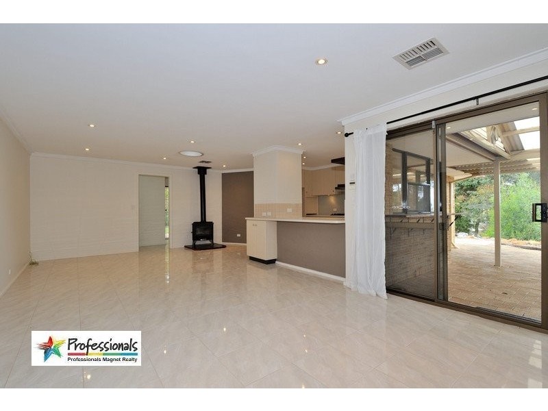 13 Daleview Close, Glen Forrest WA 6071