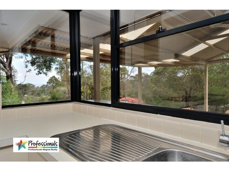 13 Daleview Close, Glen Forrest WA 6071