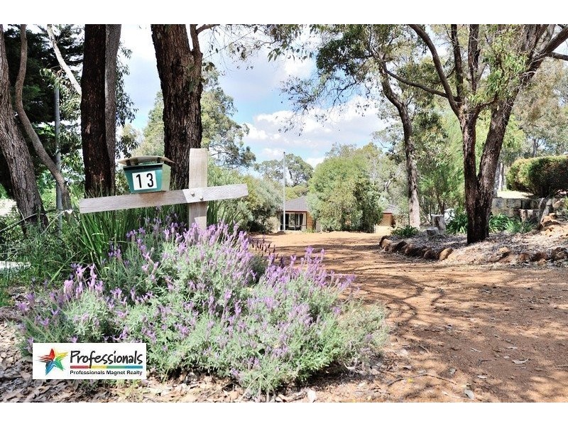 13 Daleview Close, Glen Forrest WA 6071