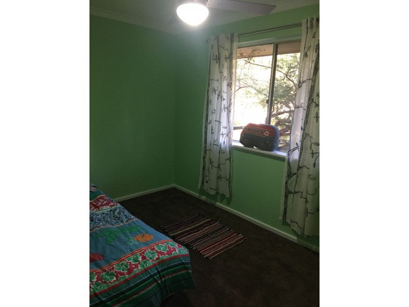 4 White Street, Mount Helena WA 6082