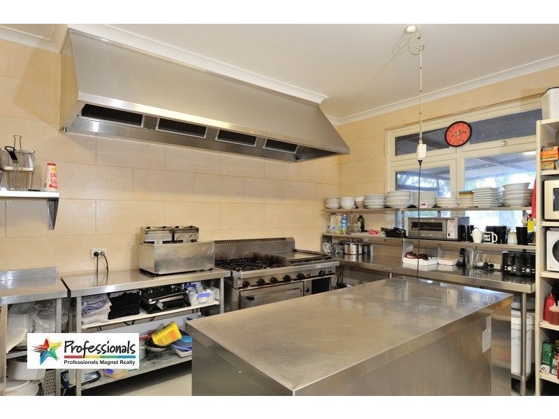 340 Great Eastern Highway, Bakers Hill WA 6562