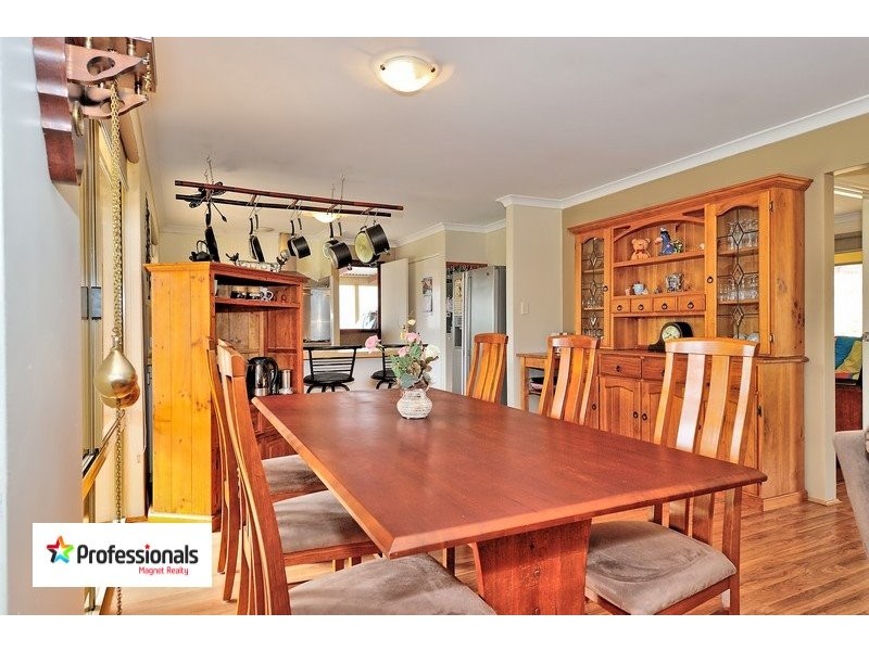 5 Richmond Road, Gidgegannup WA 6083