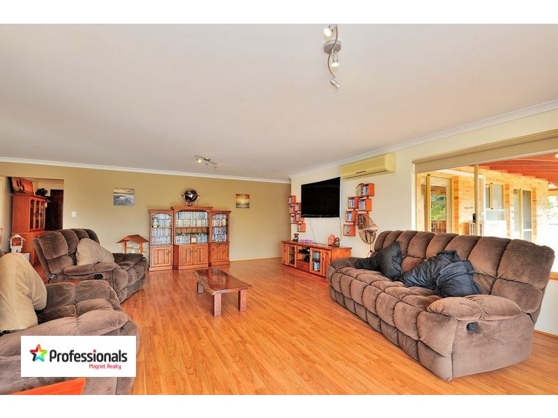 5 Richmond Road, Gidgegannup WA 6083