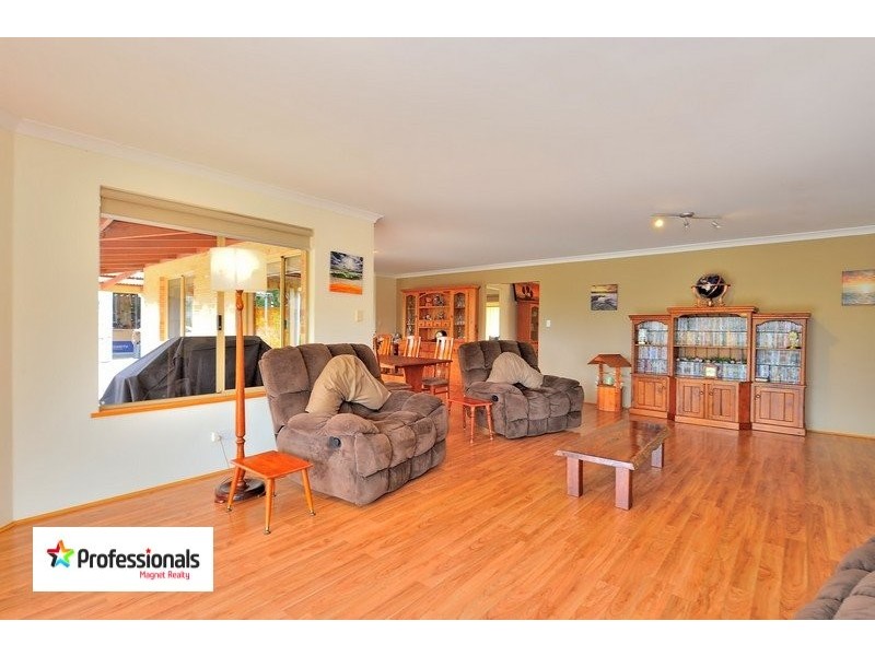 5 Richmond Road, Gidgegannup WA 6083