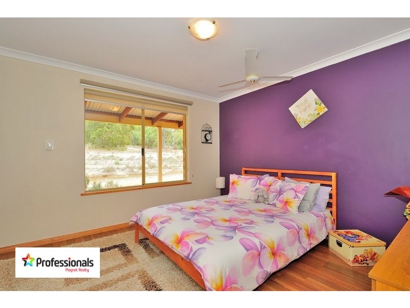 5 Richmond Road, Gidgegannup WA 6083