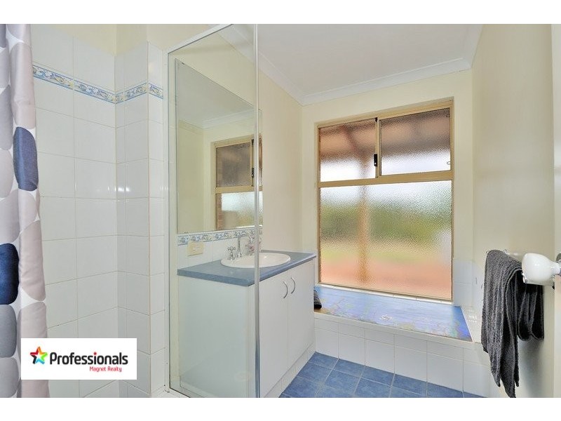 5 Richmond Road, Gidgegannup WA 6083