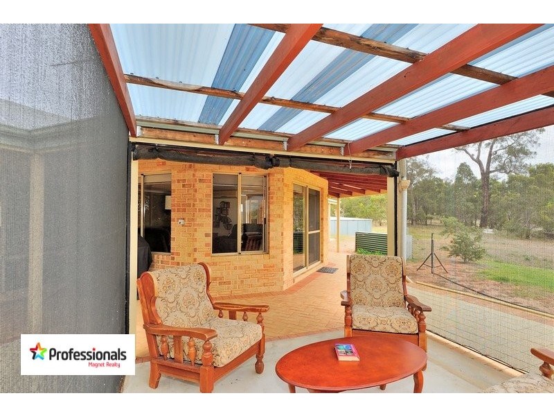 5 Richmond Road, Gidgegannup WA 6083