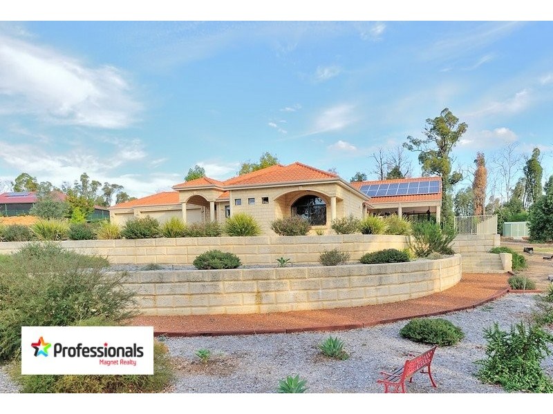 400 Traylen Road, Stoneville WA 6081