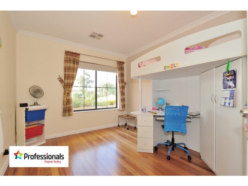 400 Traylen Road, Stoneville WA 6081