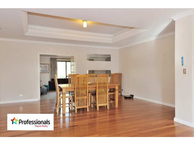 400 Traylen Road, Stoneville WA 6081