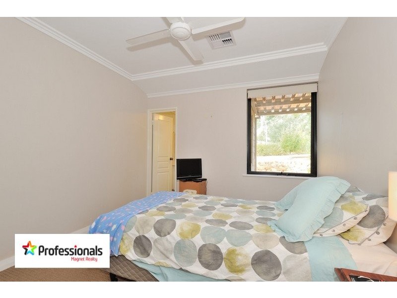 400 Traylen Road, Stoneville WA 6081