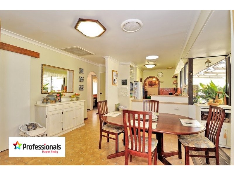 13 Bentley Street, Stoneville WA 6081