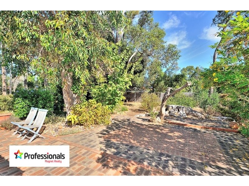 13 Bentley Street, Stoneville WA 6081