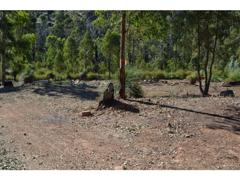 31 Matthews Way, Stoneville WA 6081