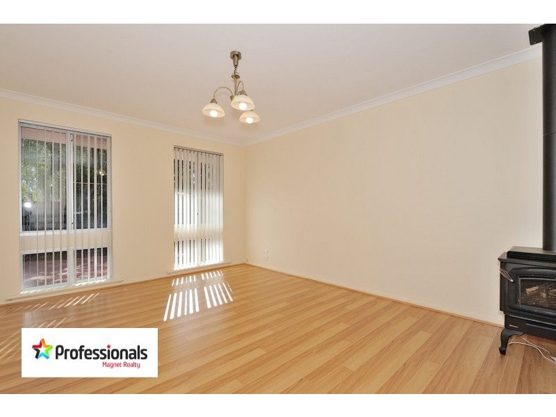 880 Cook Street, Mount Helena WA 6082