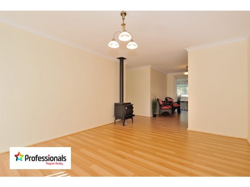 880 Cook Street, Mount Helena WA 6082