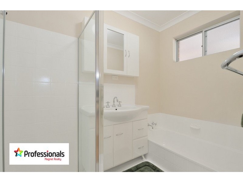 880 Cook Street, Mount Helena WA 6082