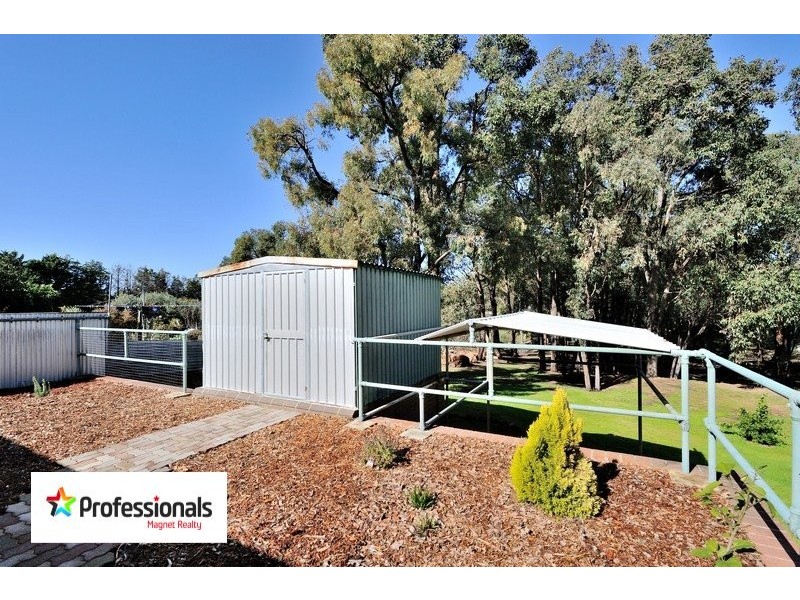 880 Cook Street, Mount Helena WA 6082