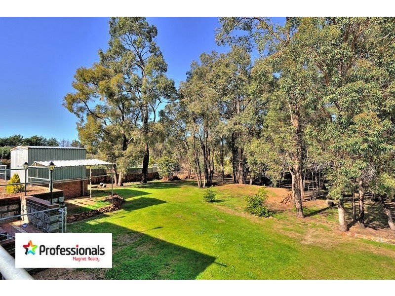 880 Cook Street, Mount Helena WA 6082