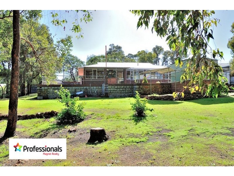 880 Cook Street, Mount Helena WA 6082