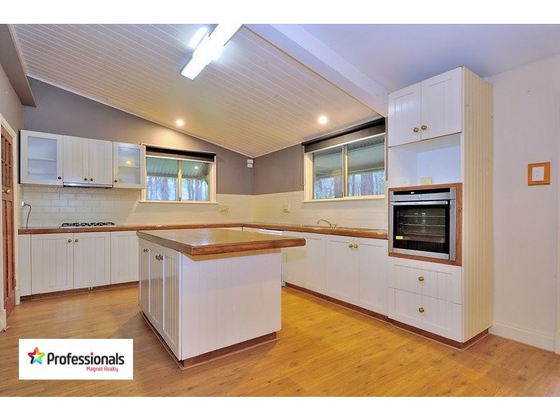 580 Kintore Road, Parkerville WA 6081