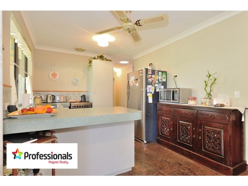 6 Tassell Place, Stoneville WA 6081