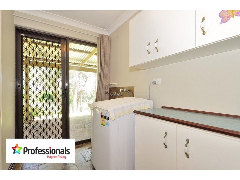 6 Tassell Place, Stoneville WA 6081