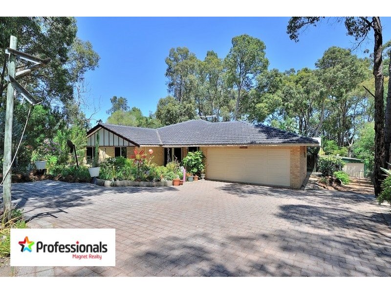 8 Tassell Place, Stoneville WA 6081