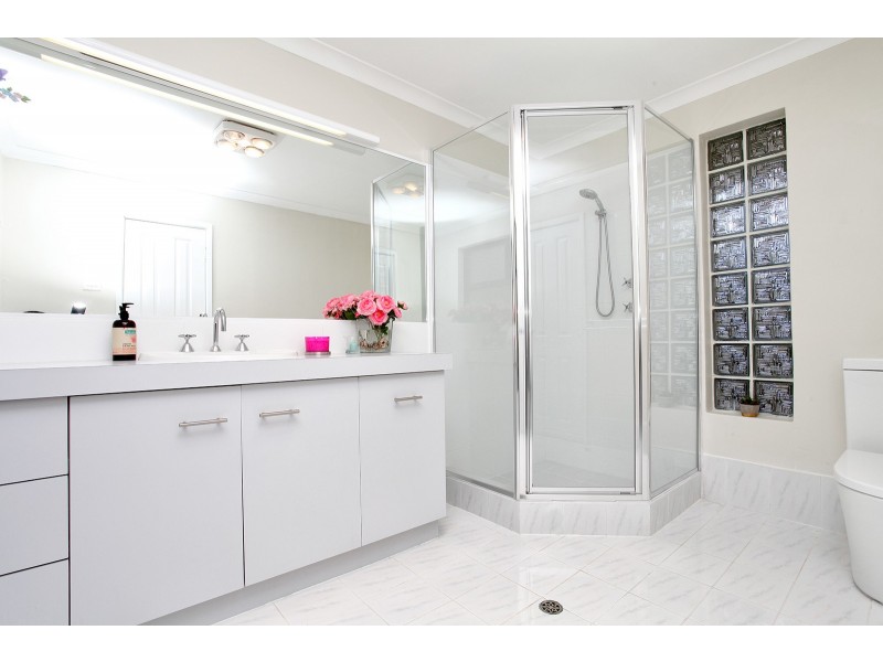 9 Gilfellon Road, Stoneville WA 6081