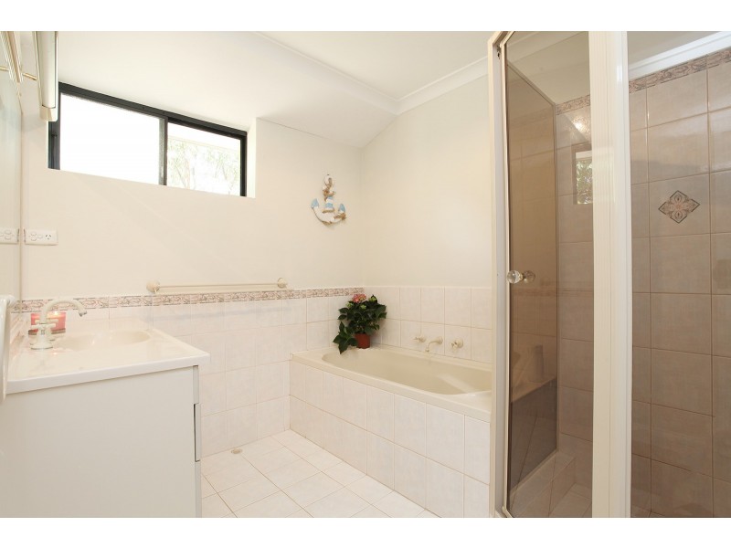 9 Gilfellon Road, Stoneville WA 6081